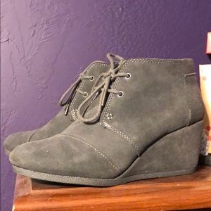 Toms booties
